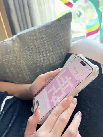 A player solving one of the puzzle game moments.